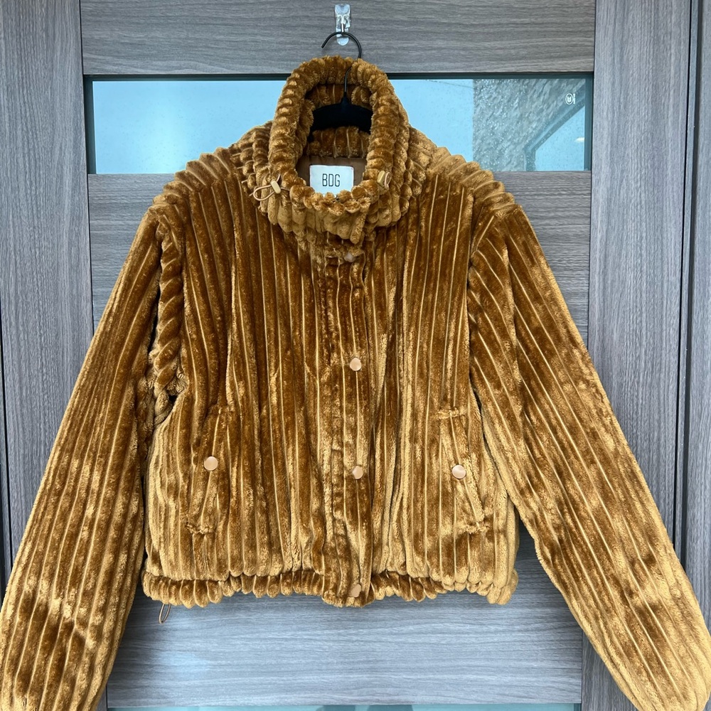 BDG Tan Ribbed Puff Jacket Size Small - Picture 2 of 13